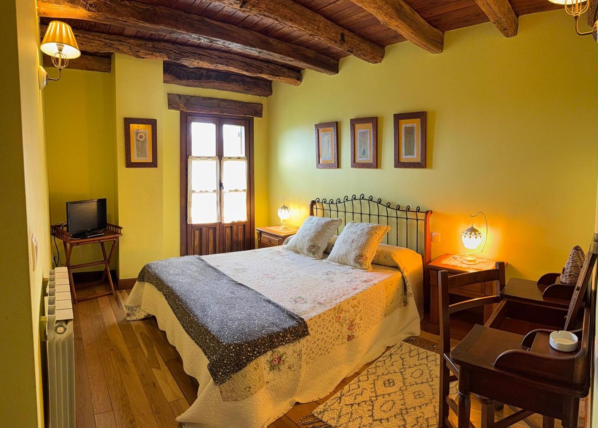 Affittacamere Casa Peluaga Oiartzun Esterno foto