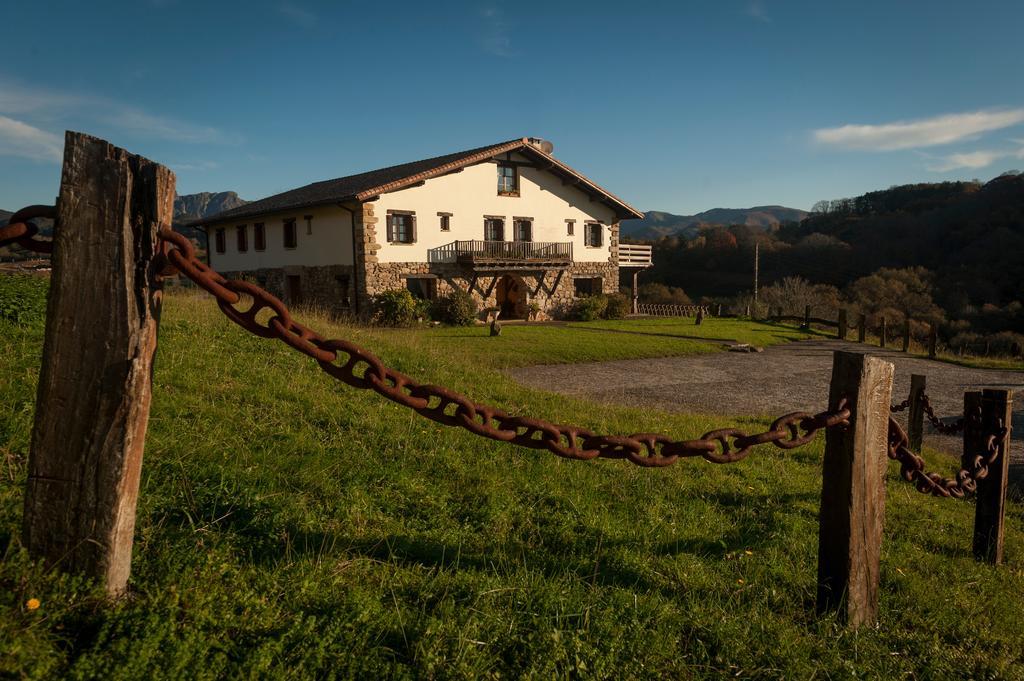Affittacamere Casa Peluaga Oiartzun Esterno foto