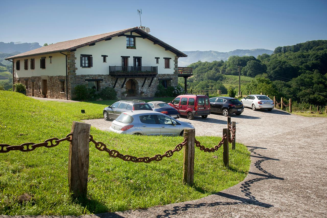 Affittacamere Casa Peluaga Oiartzun Esterno foto